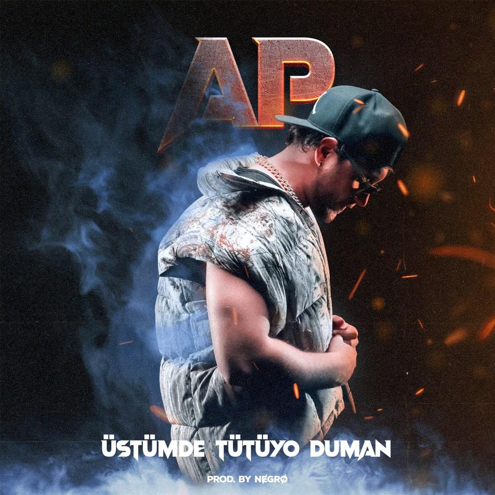 Album cover art for "Üstümde Tütüyo Duman" by Anıl Piyancı