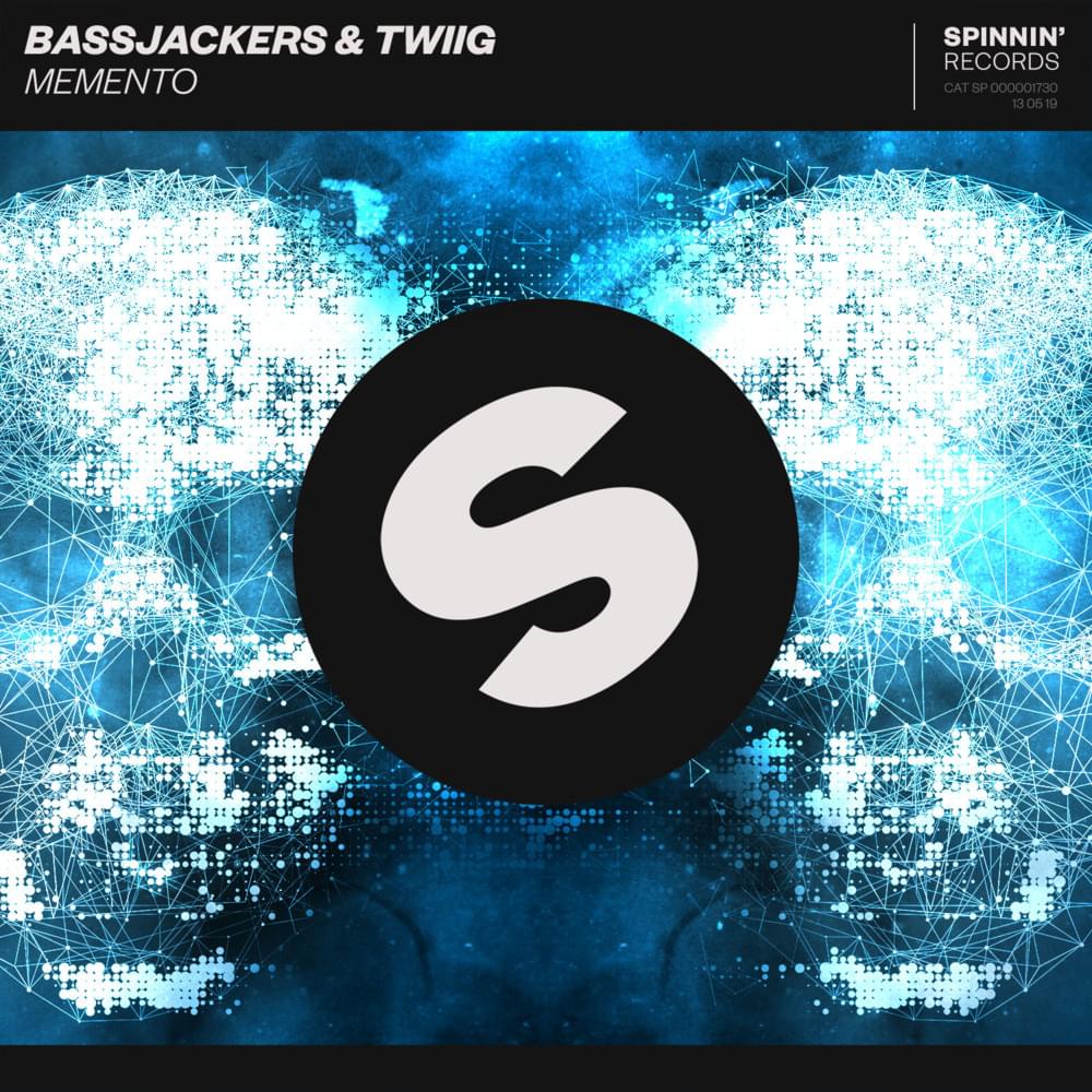 Album cover art for "Memento" by Bassjackers