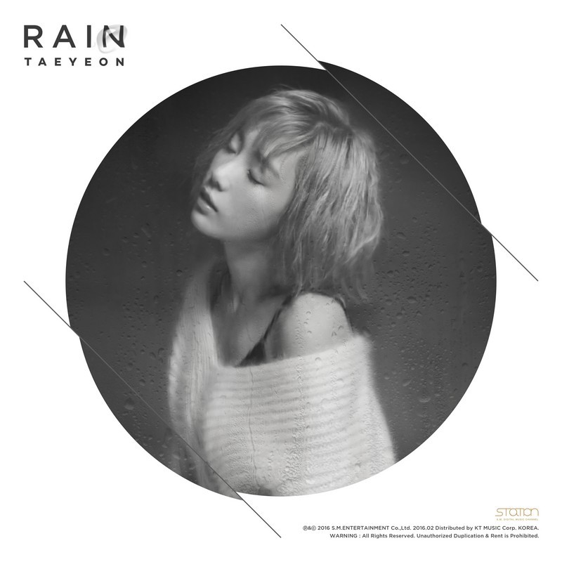 Album cover art for "Rain" by TAEYEON (태연)