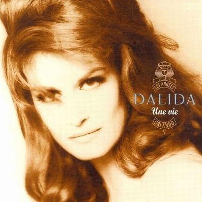 Album cover art for "Jesus Bambino" by Dalida
