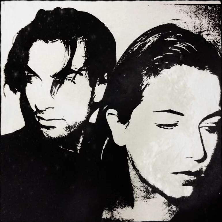 Lovesliescrushing Profile Picture Photo of Lovesliescrushing