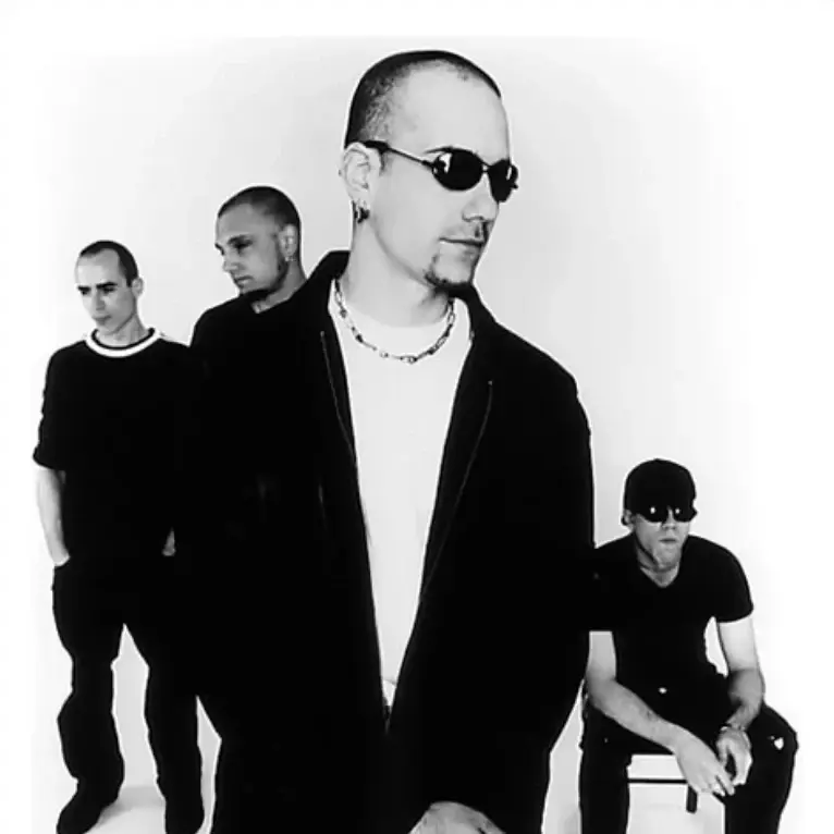 Sister Machine Gun Profile Picture Photo of Sister Machine Gun