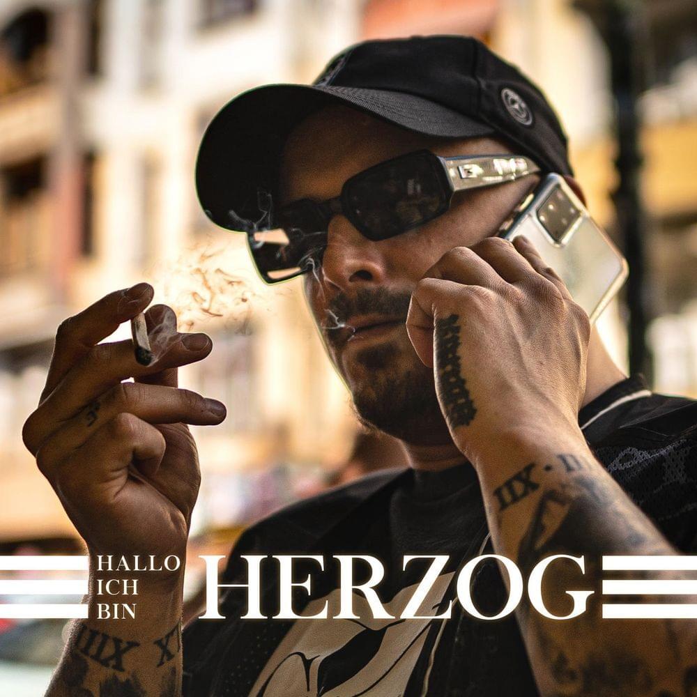 Album cover art for "Hallo ich bin Herzog" by Herzog