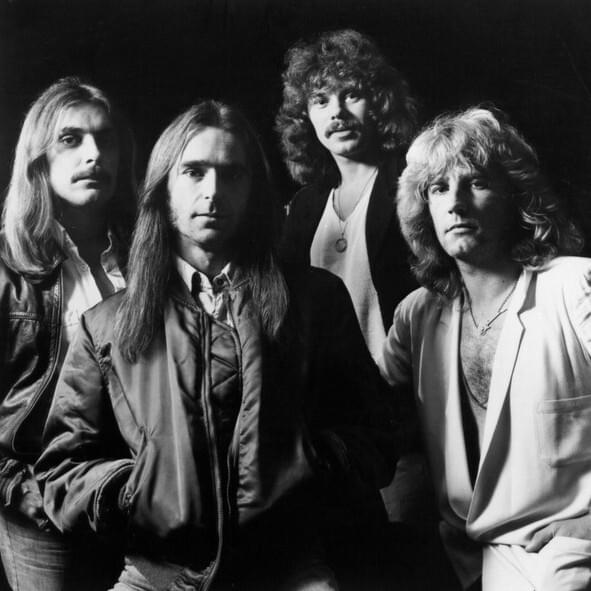 Photo of Status Quo