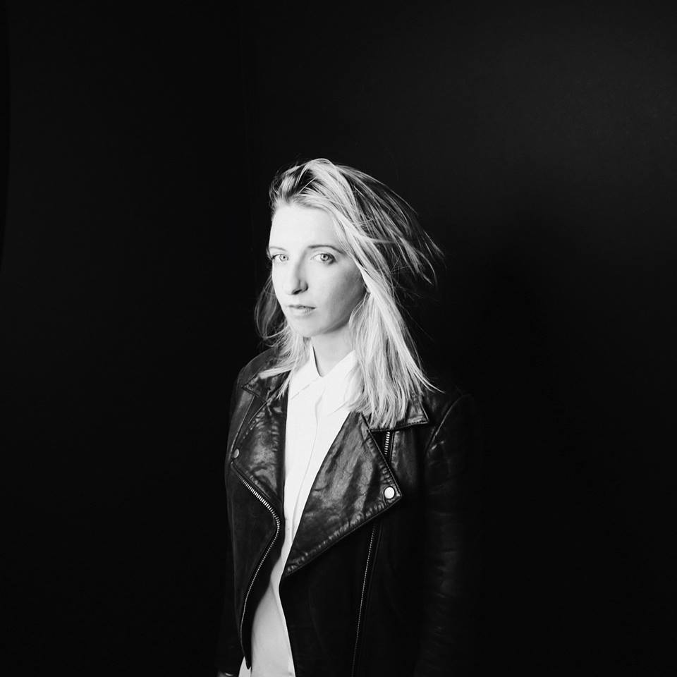 White Hinterland Profile Picture Photo of White Hinterland