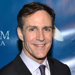 Howard McGillin Profile Picture Photo of Howard McGillin