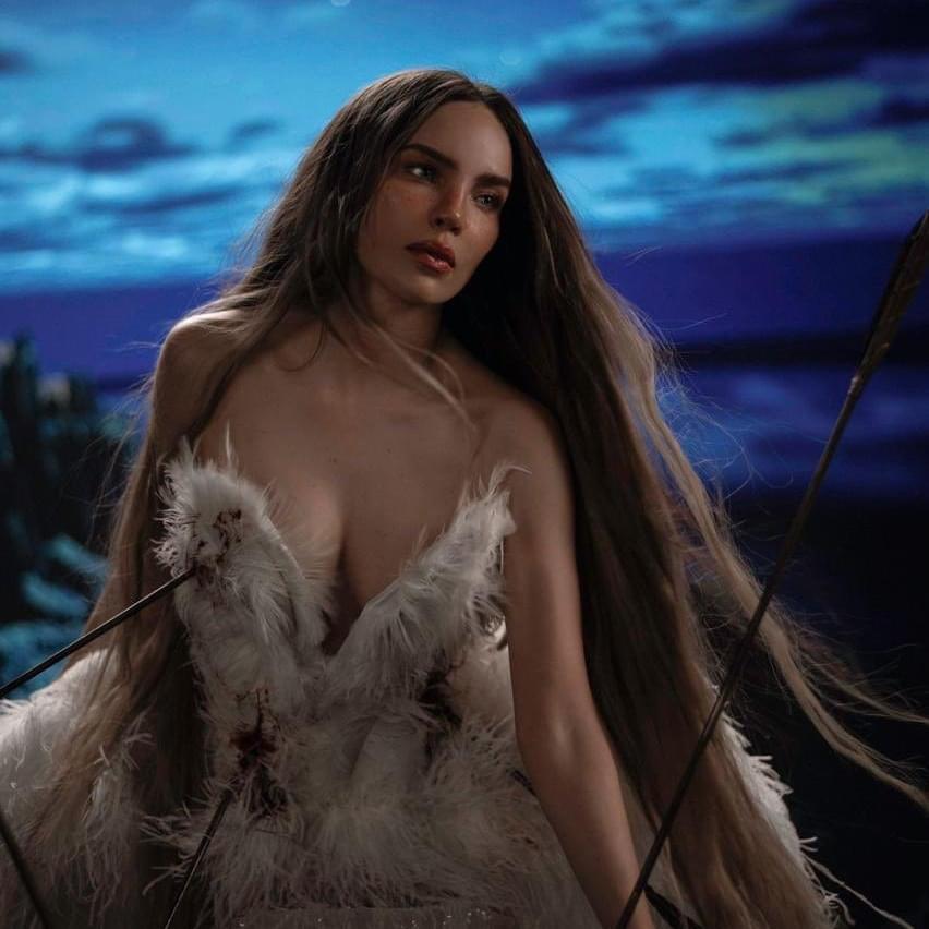 Cover image for Belinda