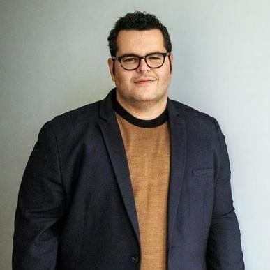 Josh Gad Profile Picture Photo of Josh Gad