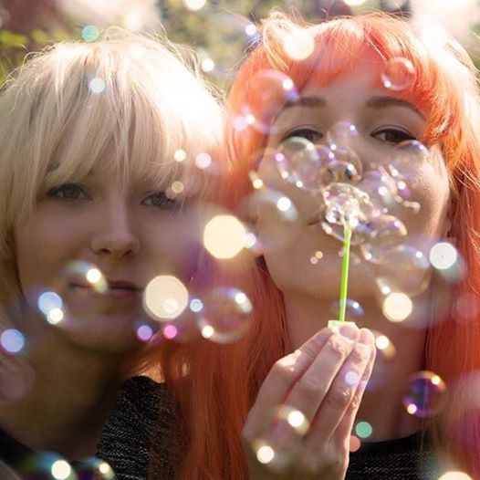 Album cover art for "I’ll Be Back" by MonaLisa Twins