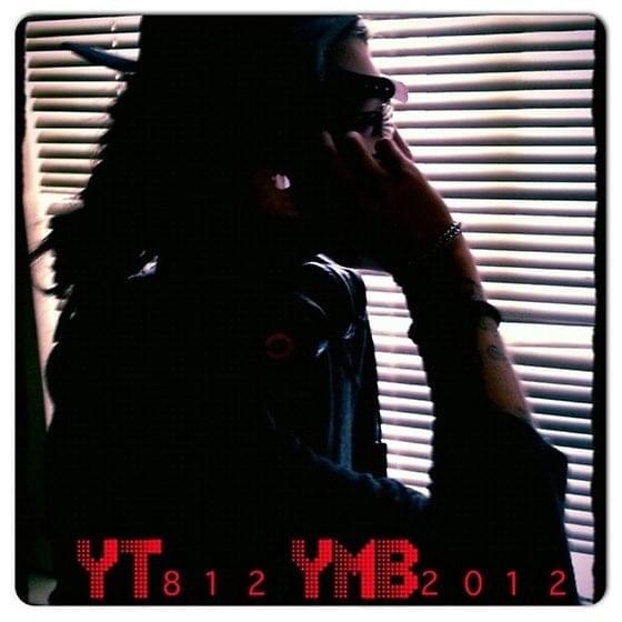 Album cover art for "Trapflow 3" by YUNG TRAPPA