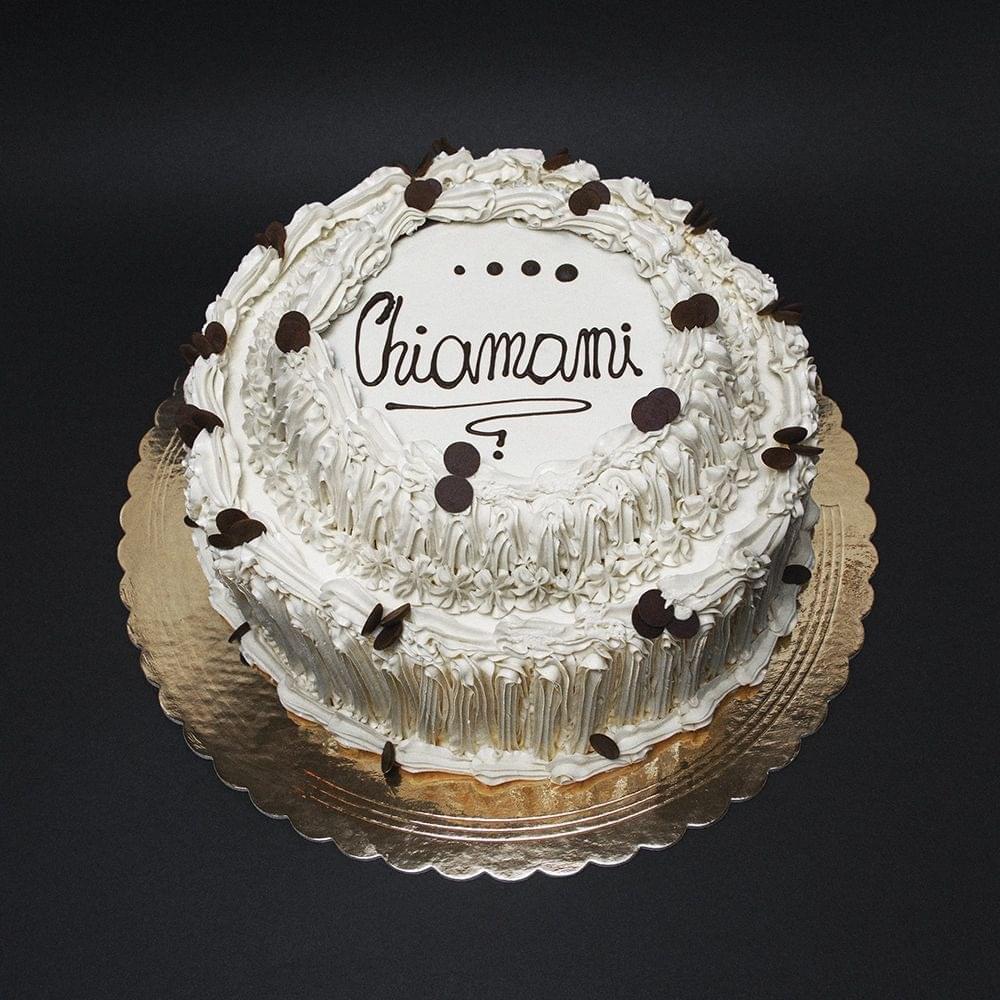 Album cover art for "Chiamami" by Coma_Cose