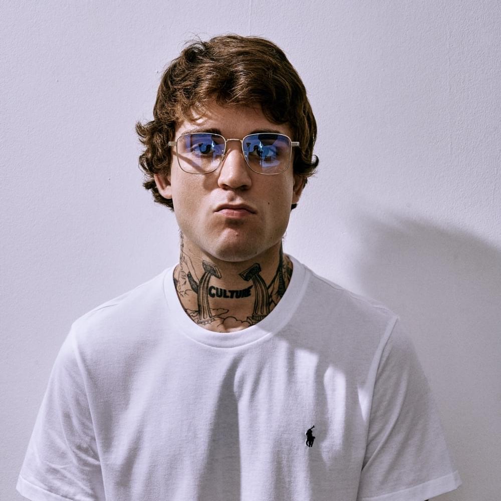 Cover image for 163ONMYNECK