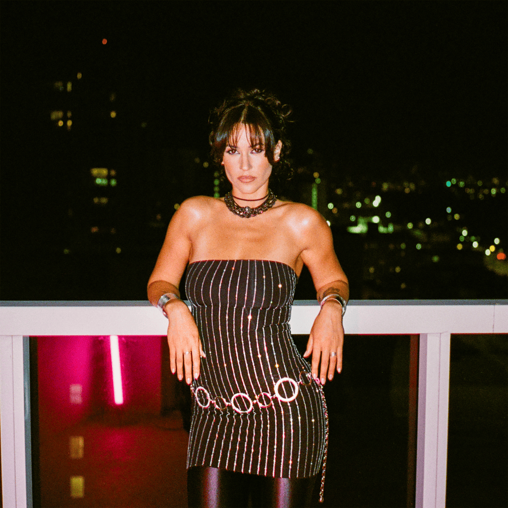 Album cover art for "Futuro Amor" by Kat Dahlia