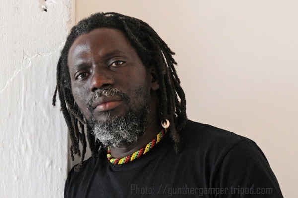 Cover image for Tiken Jah Fakoly