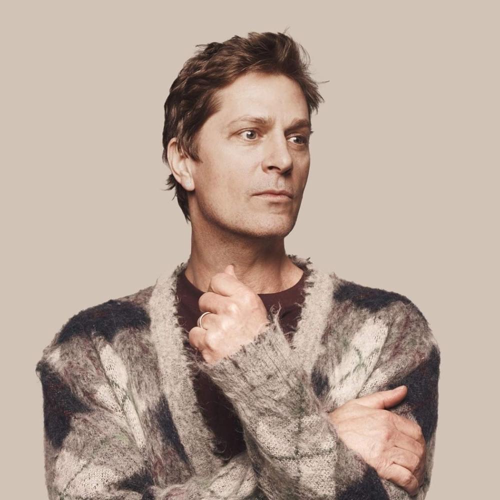 Photo of Rob Thomas