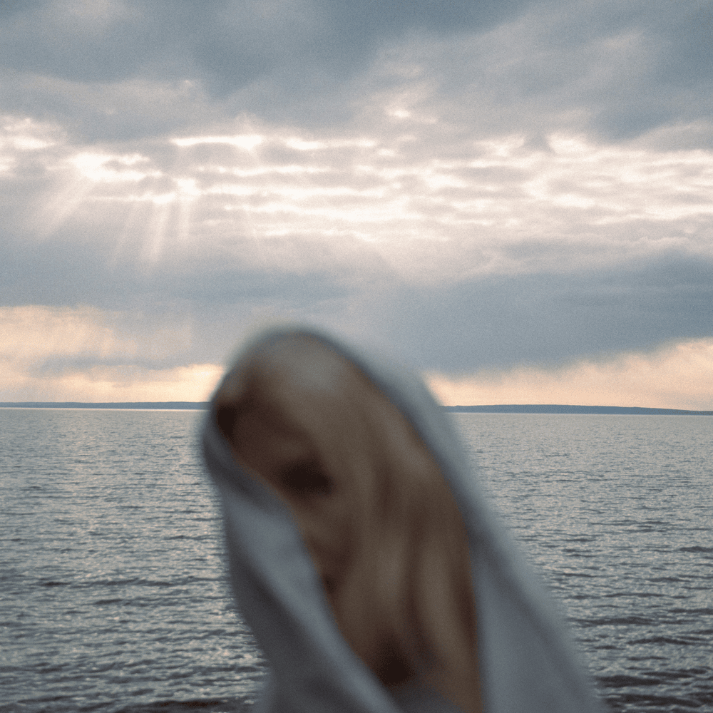 Album cover art for "la la love" by ionnalee