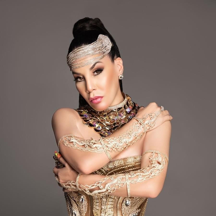 Cover image for Ivy Queen
