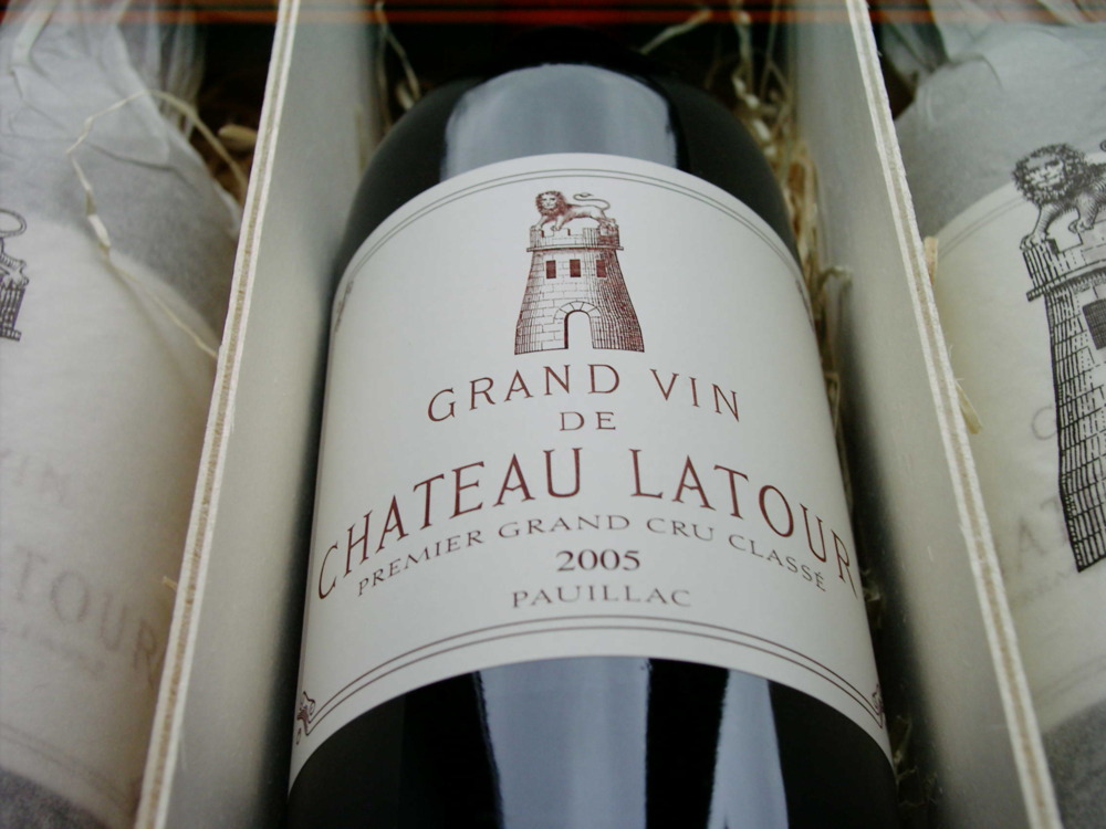 Album cover art for "Chateau LaTour" by Krisy & Loveni