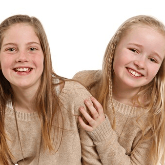 Photo of Synne & Ingrid