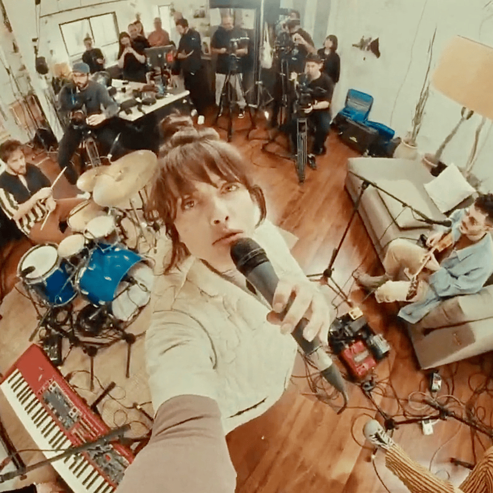 Album cover art for "DUMB (AATM) [Live]" by Noga Erez - נגה ארז