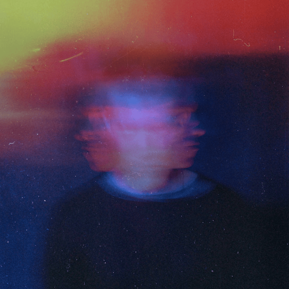 Album cover art for "В моей голове (In My Head)" by ТАйМСКВЕР (TAiMSKVER)