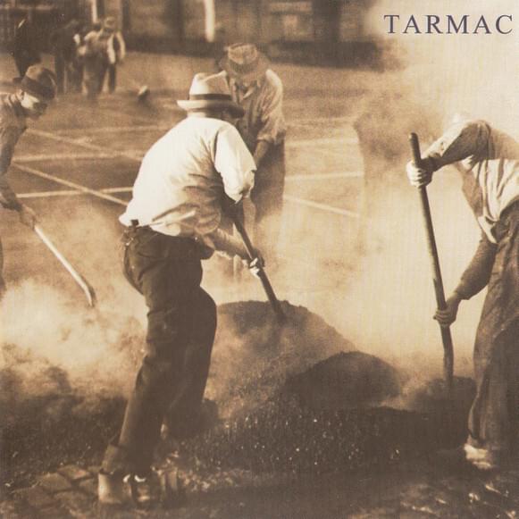 Album cover art for "La ballade des gens qui sont nés quelque part" by Tarmac