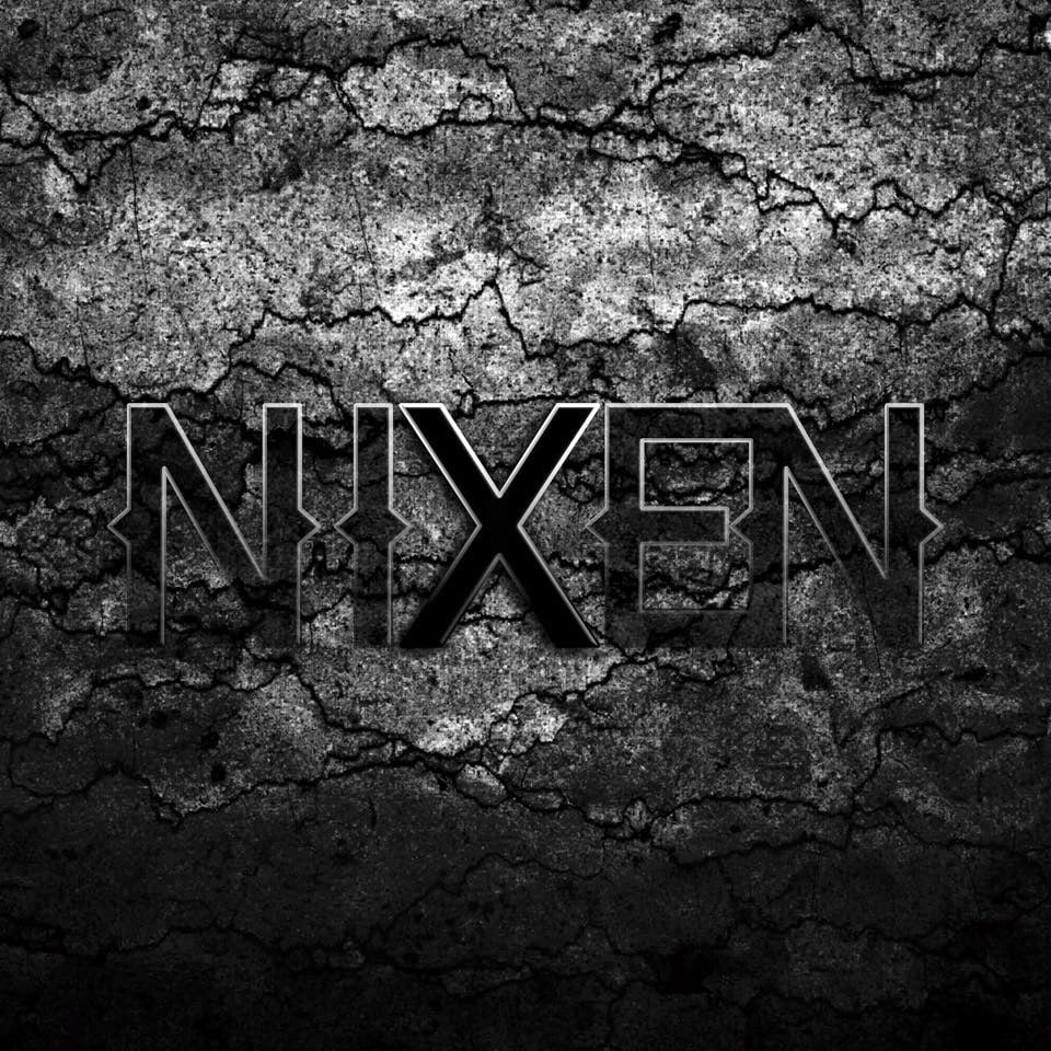 Helt væk by Nixen