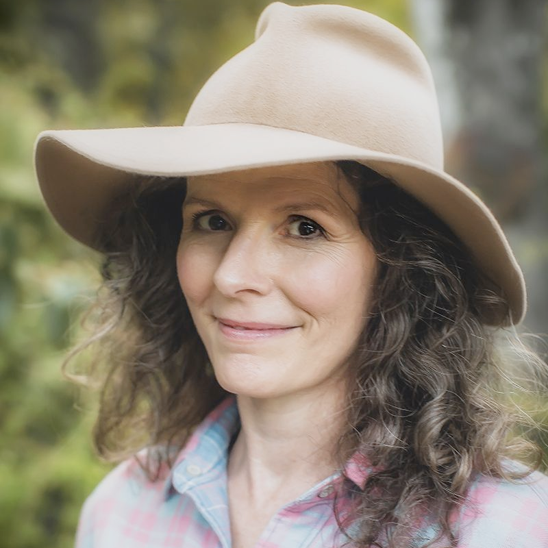 Edie Brickell Profile Picture Photo of Edie Brickell