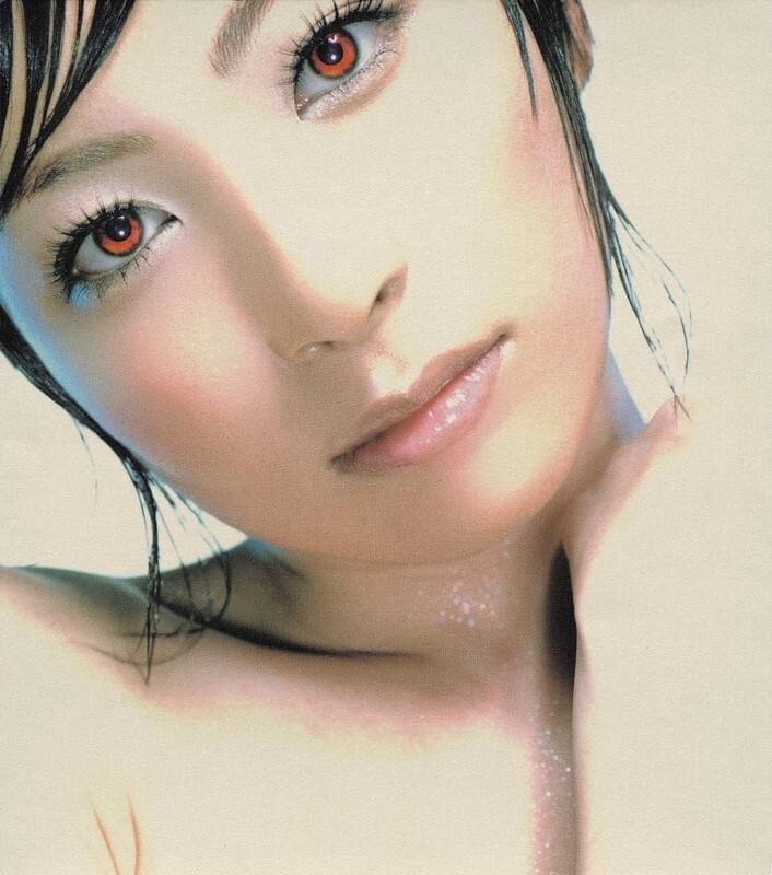 Album cover art for "ヘミソフィア (Hemisphere)" by 坂本真綾 (Maaya Sakamoto)