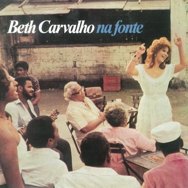 Album cover art for "Dança da Solidão" by Beth Carvalho