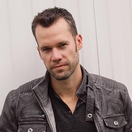 Chad Brownlee Profile Picture Photo of Chad Brownlee
