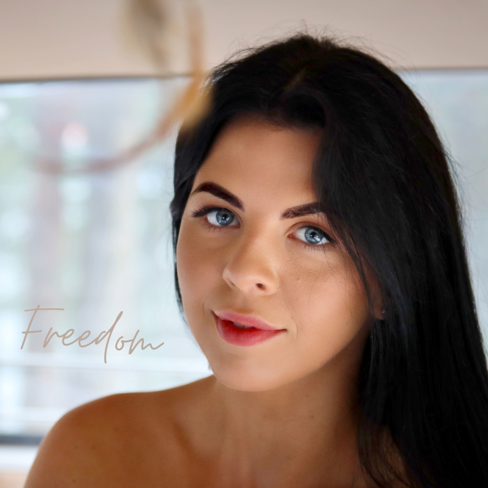 Album cover art for "Freedom" by Gabrielė Goštautaitė