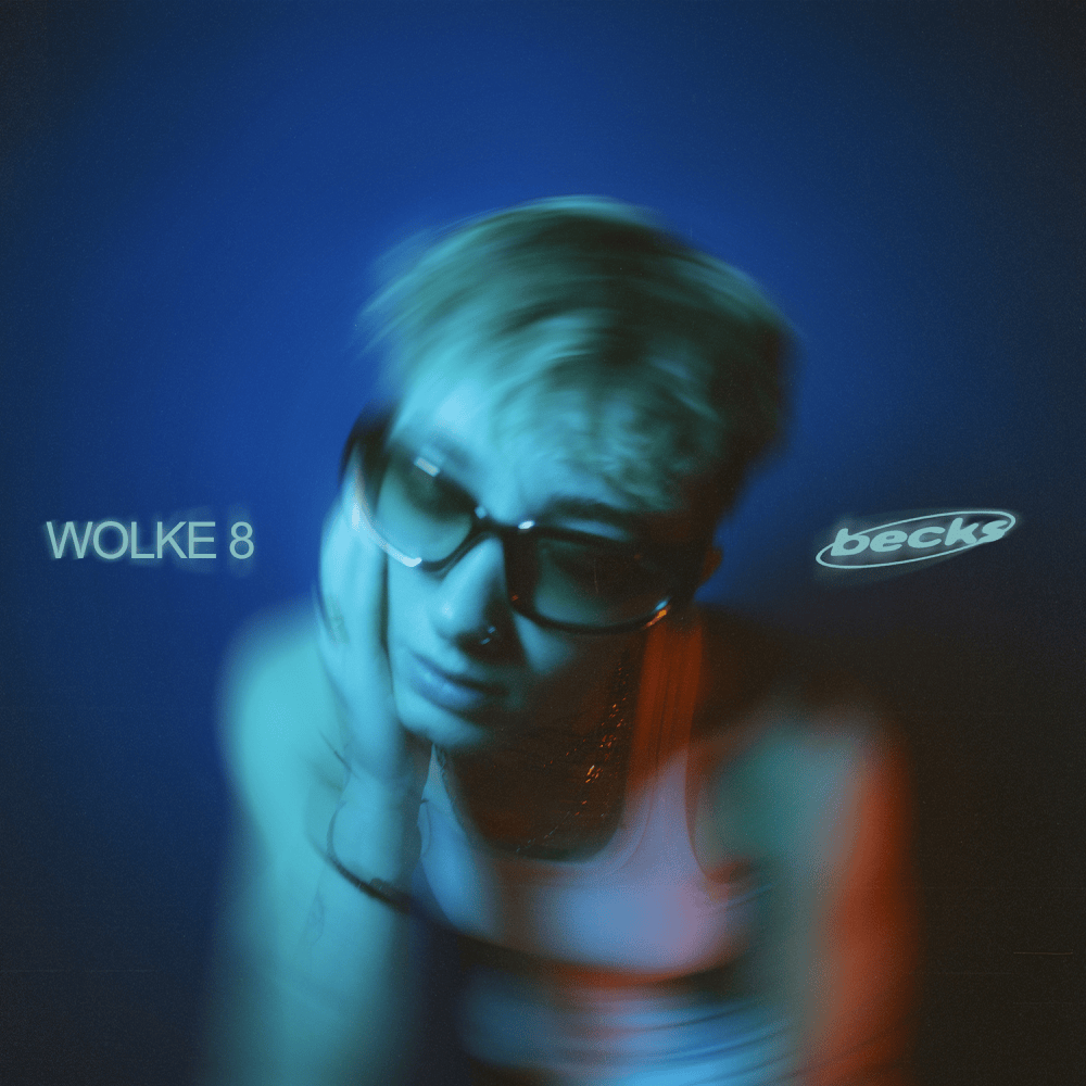 Album cover art for "Wolke8" by becks