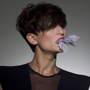 Album cover art for "Easy" by Dragonette