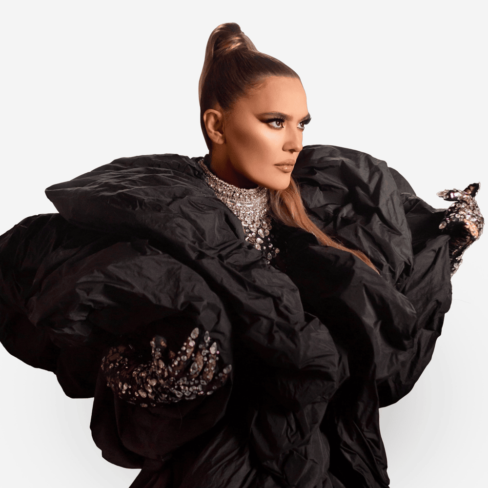 Album cover art for "Karıştırıcam O Uykularını" by Demet Akalın