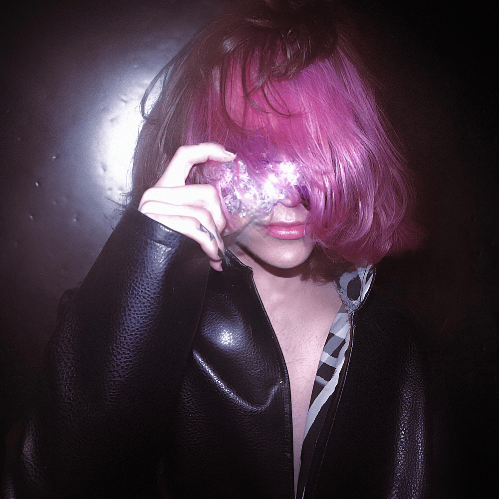 Cover image for luvv