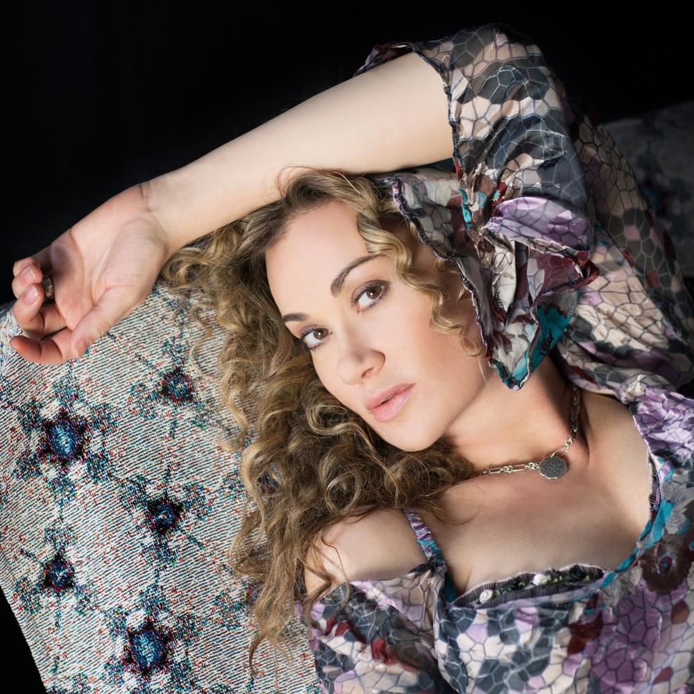 Photo of Dana Fuchs