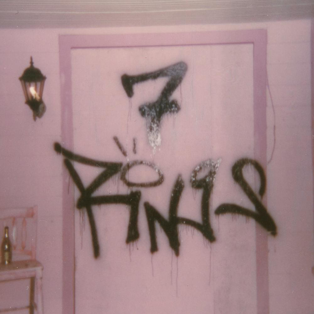 Album cover art for "Ariana Grande - 7 rings (Tradução em Português)" by Genius Brasil Traduções