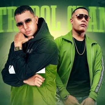 Cover image for Trebol Clan
