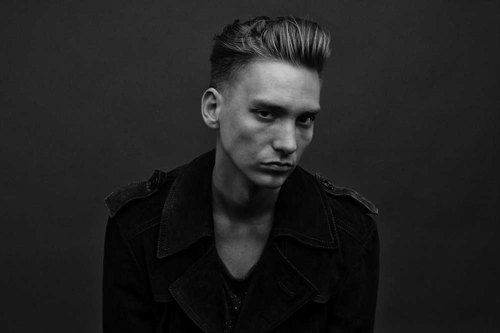 Cover image for Thomas Azier