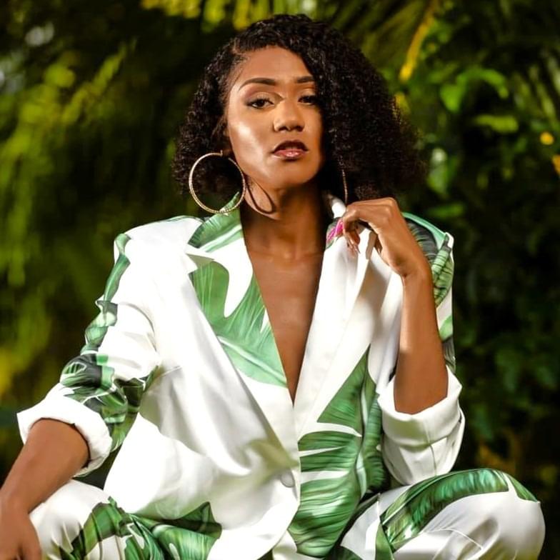 Cover image for Dasha (Guadeloupe)