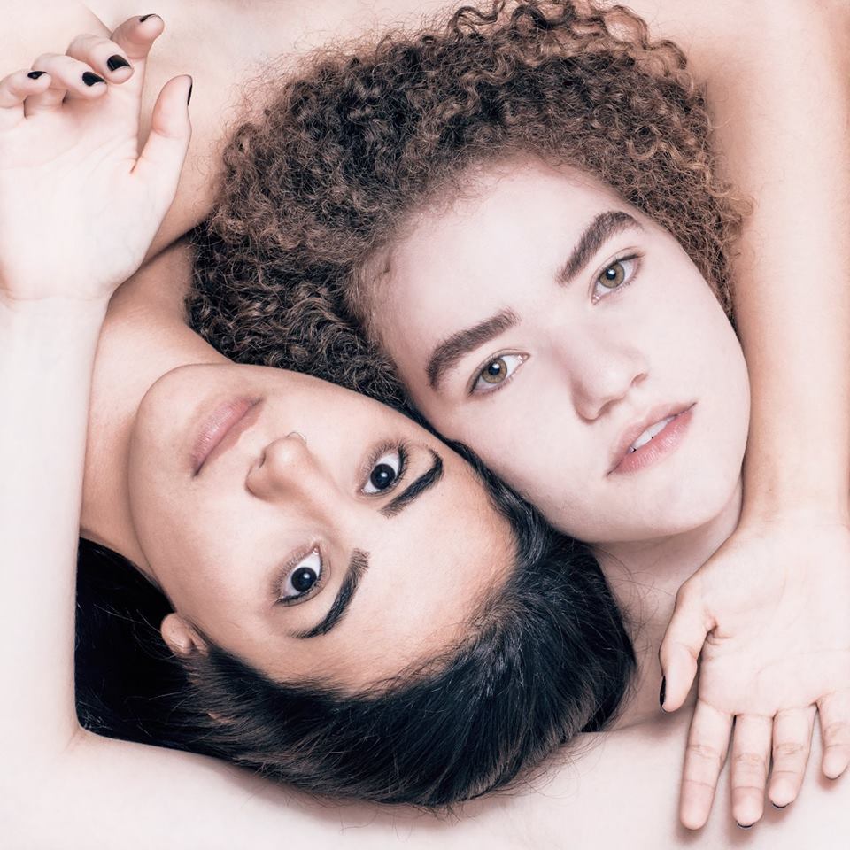 Album cover art for "Agora Eu Quero Ir" by ANAVITÓRIA