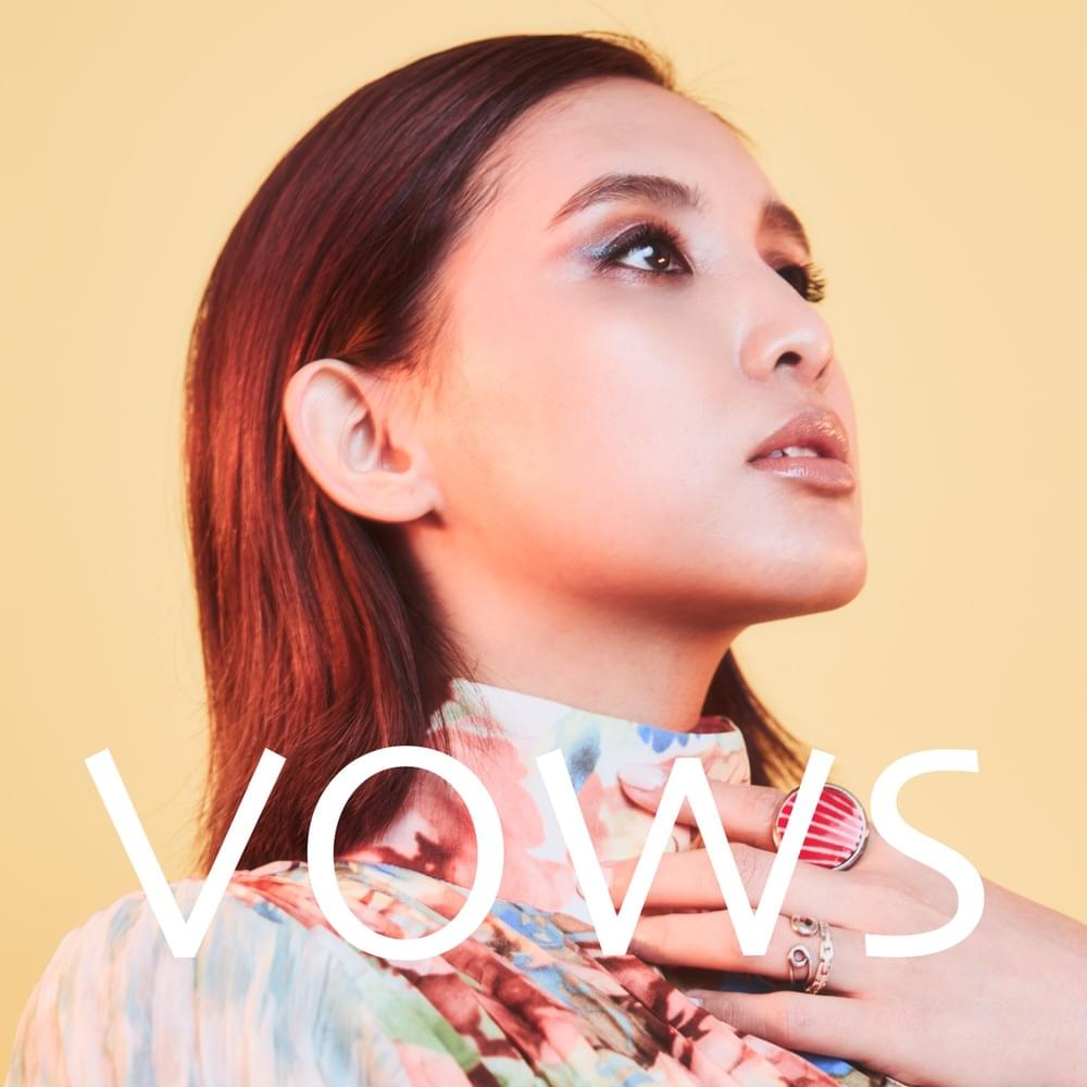 Album cover art for "VOWS" by Beverly (JPN)