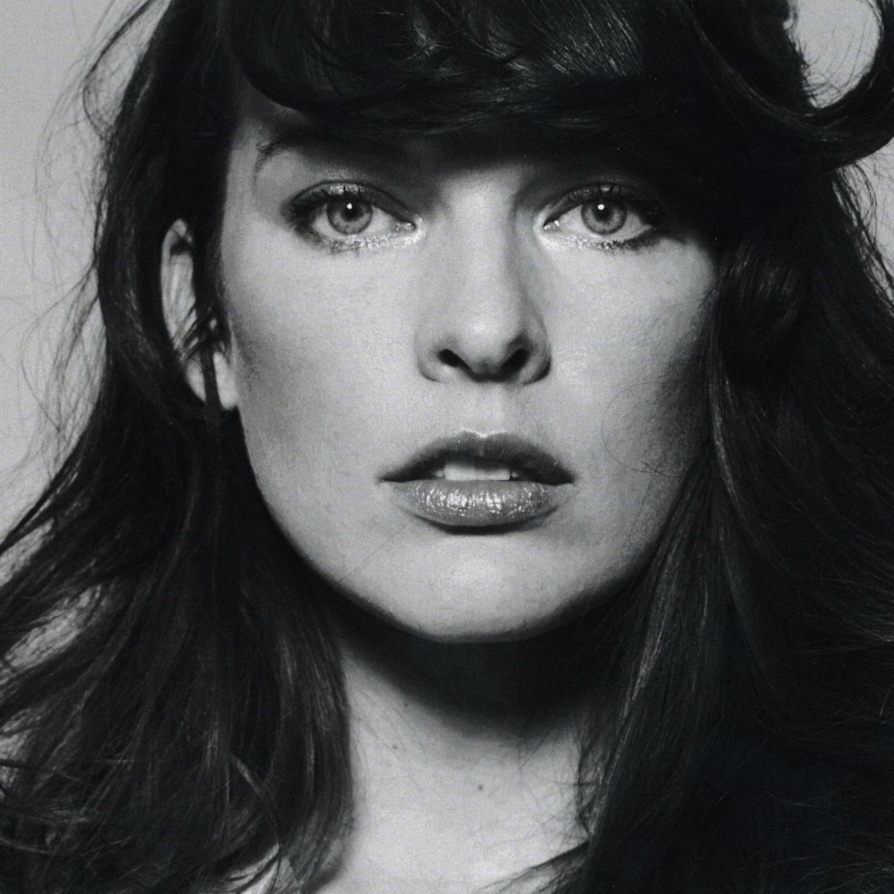 Milla Jovovich Profile Picture Photo of Milla Jovovich