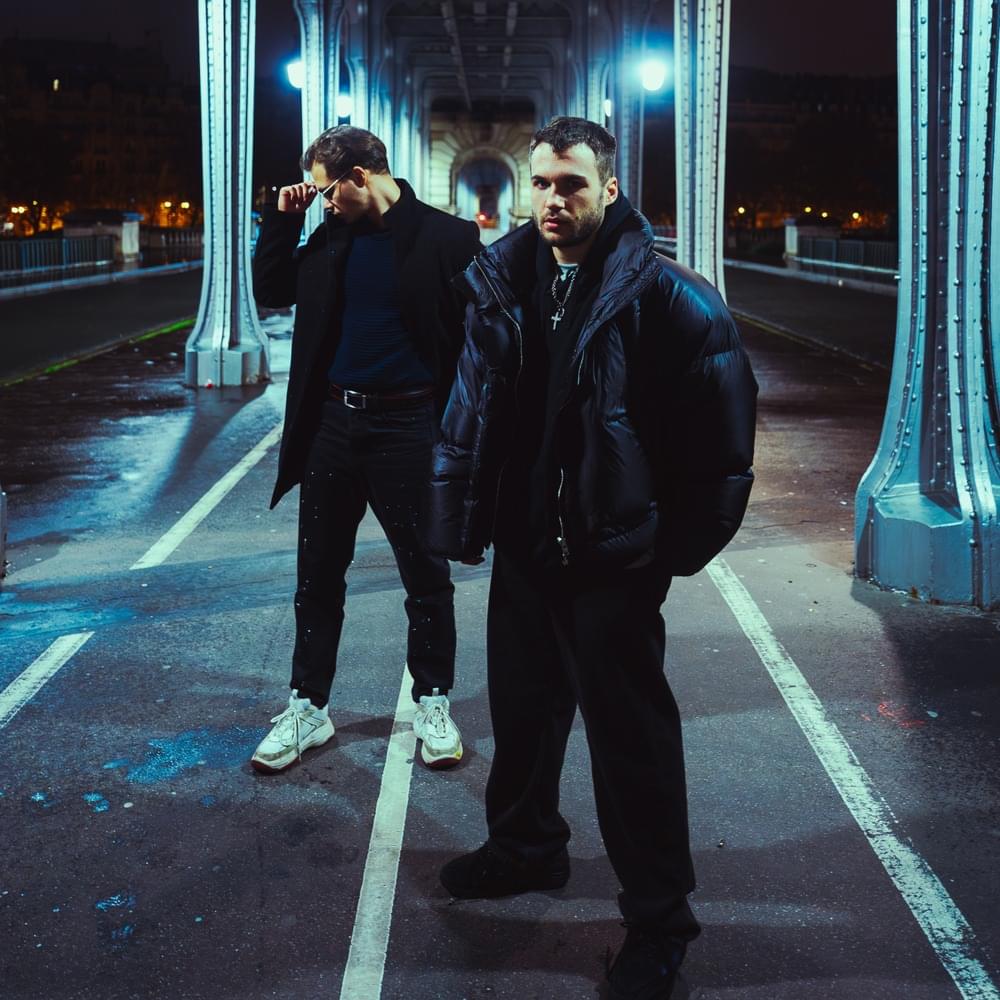 Album cover art for "Paryż" by Filipek & przyłu