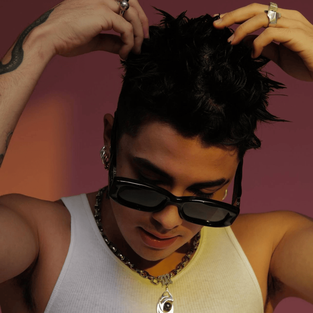 Cover image for Mario Bautista