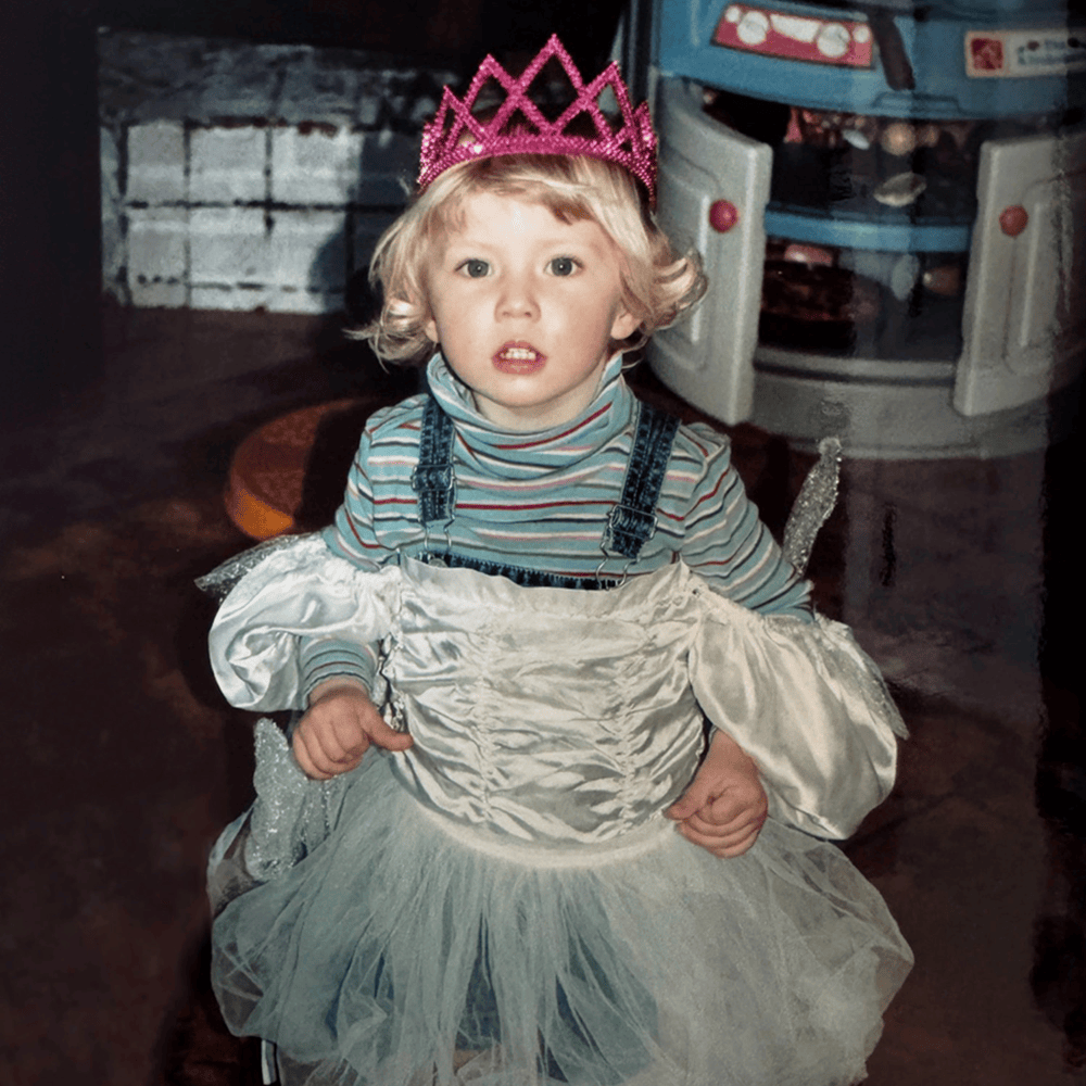 Album cover art for "Oh, Anna!" by Dasha
