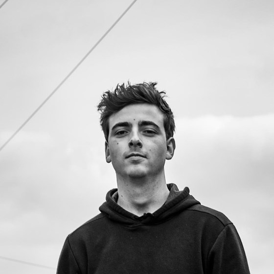 Whiney Profile Picture Photo of Whiney
