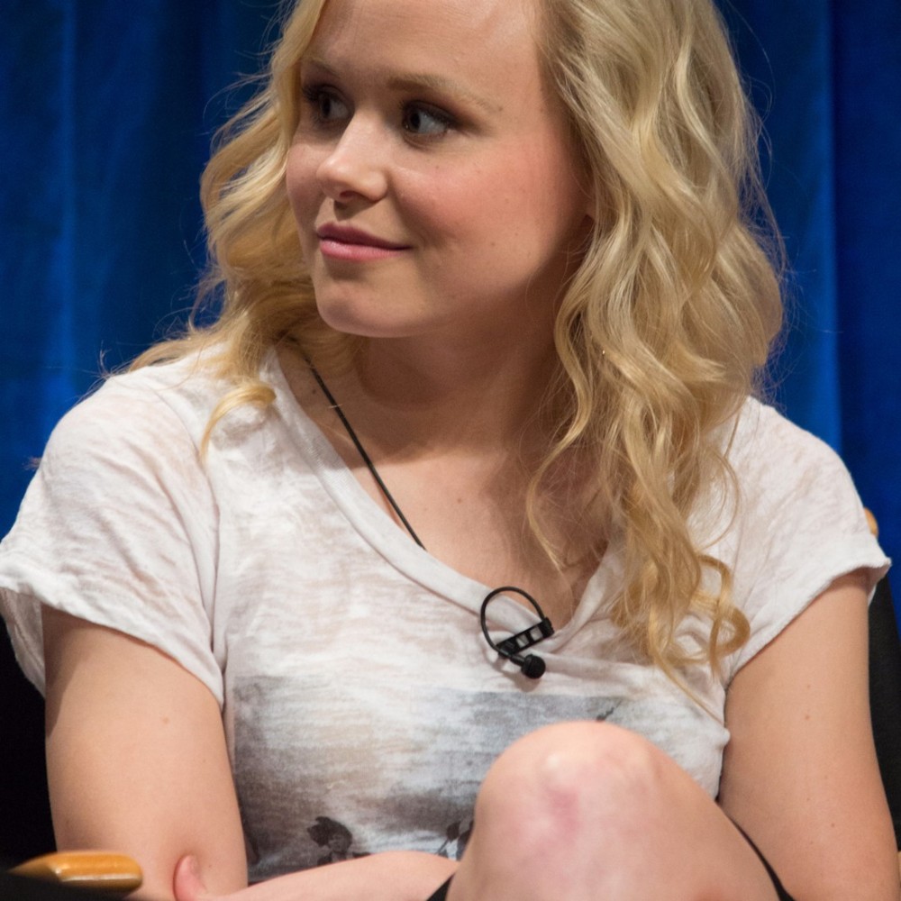 Photo of Alison Pill