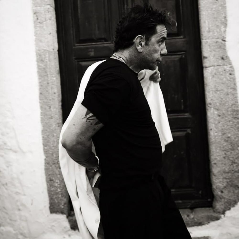 Cover image for Giorgos Mazonakis
